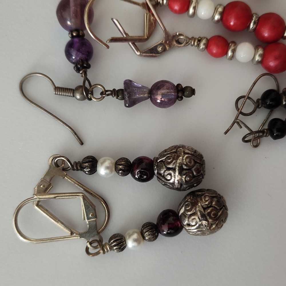 Assorted Glass Beads - Picture 7 of 9